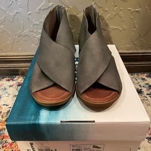 ROAN by Bed Stu Betty Flats